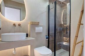 Linari Sea & Suites