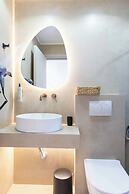 Linari Sea & Suites