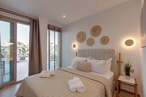 Linari Sea & Suites
