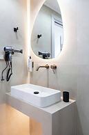 Linari Sea & Suites