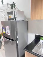 Shore 3 T2 10thflr  w Balcony Pool View