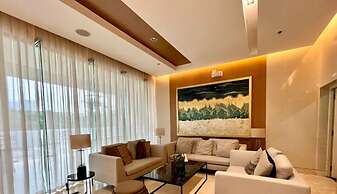 Shore 3 T2 10thflr  w Balcony Pool View