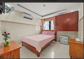 BEAR HOTEL & HOMESTAY