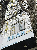 BEAR HOTEL & HOMESTAY