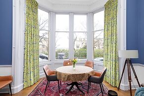 Spacious 2-Bedroom Ground Floor Flat