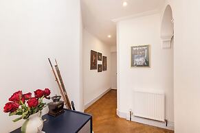 Spacious 2-Bedroom Ground Floor Flat