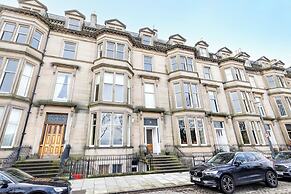 Spacious 2-Bedroom Ground Floor Flat