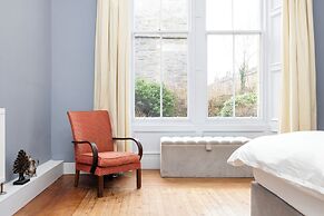 Spacious 2-Bedroom Ground Floor Flat