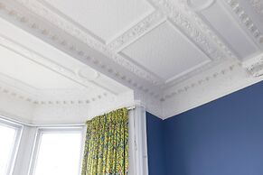 Spacious 2-Bedroom Ground Floor Flat