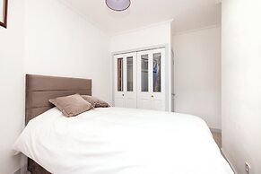 Spacious 2-Bedroom Ground Floor Flat