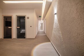 Prive Suite Side & Spa Hotel Adults Only 16 Plus