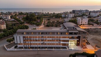 Prive Suite Side & Spa Hotel Adults Only 16 Plus