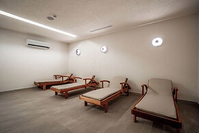 Prive Suite Side & Spa Hotel Adults Only 16 Plus