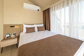 Prive Suite Side & Spa Hotel Adults Only 16 Plus