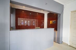 Rehat at Paskal Pelangi