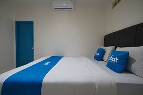 Rehat at Paskal Pelangi