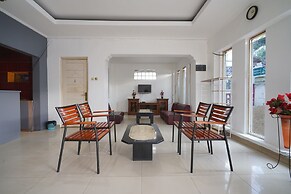 Rehat at Paskal Pelangi