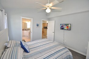 Canal Home w Heated Pool Dock