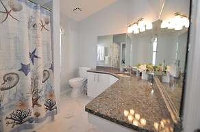 Canal Home w Heated Pool Dock