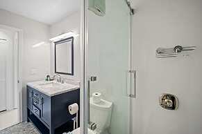 Bring Your Boat Heated Pool spa Dock Beach