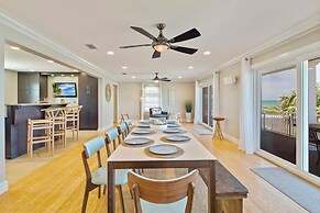 Beach House Mansion- Private Beach Walk Over