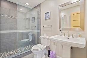 Beach House Mansion- Private Beach Walk Over