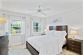 Luxury Heated Pool Home on Saltwater Canal w Tiki