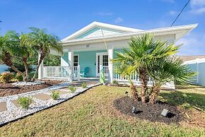 Beach Home w Heated Pool Free Golf Cart