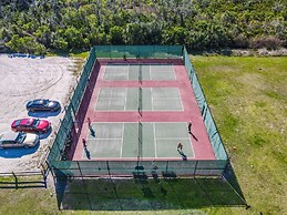 Beach Home w Heated Pool Free Golf Cart