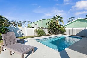 Beach Home w Heated Pool Free Golf Cart