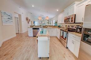 Beach Home w Heated Pool Free Golf Cart