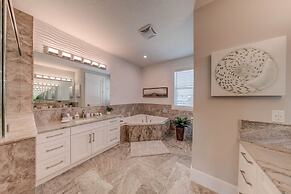 Villa Nautilus Steps Away From the Beach - New Lux 3 Story Pool Hot Tu