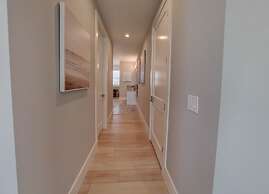 Villa Nautilus Steps Away From the Beach - New Lux 3 Story Pool Hot Tu