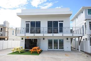Ocean Front Flagler Beach Sleeps 5 People