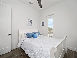 Ocean Front Flagler Beach Sleeps 5 People