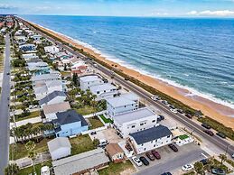Ocean Front Flagler Beach Sleeps 5 People