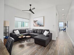 Ocean Front Flagler Beach Sleeps 5 People