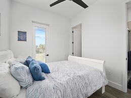 Ocean Front Flagler Beach Sleeps 5 People