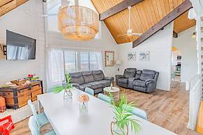 Pelican Beach Private Ocean Front Beach House- Sleeps 10 Bring Your Su