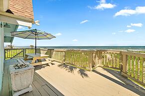 Pelican Beach Private Ocean Front Beach House- Sleeps 10 Bring Your Su