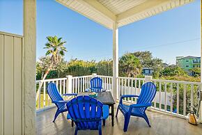 Perfect Beach House 2min Walk With Heated Pool and Hot Tub 4 bed 3 Bat