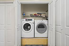 Perfect Beach House 2min Walk With Heated Pool and Hot Tub 4 bed 3 Bat