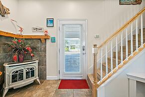 Perfect Beach House 2min Walk With Heated Pool and Hot Tub 4 bed 3 Bat