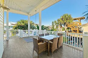 Perfect Beach House 2min Walk With Heated Pool and Hot Tub 4 bed 3 Bat