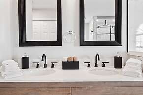 Casa Canal 4 Bed 3 Bath Pool Spa Boat Dock Sleeps 8