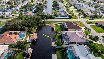 Casa Canal 4 Bed 3 Bath Pool Spa Boat Dock Sleeps 8