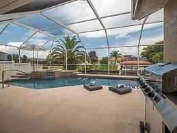 Casa Canal 4 Bed 3 Bath Pool Spa Boat Dock Sleeps 8