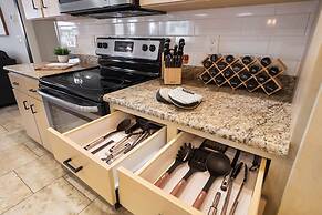 Casa Canal 4 Bed 3 Bath Pool Spa Boat Dock Sleeps 8