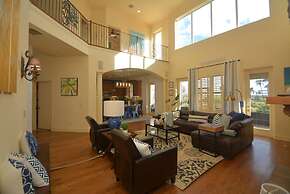 Ocean View Paradise - Steps Away From the Beach