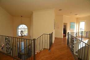 Ocean View Paradise - Steps Away From the Beach